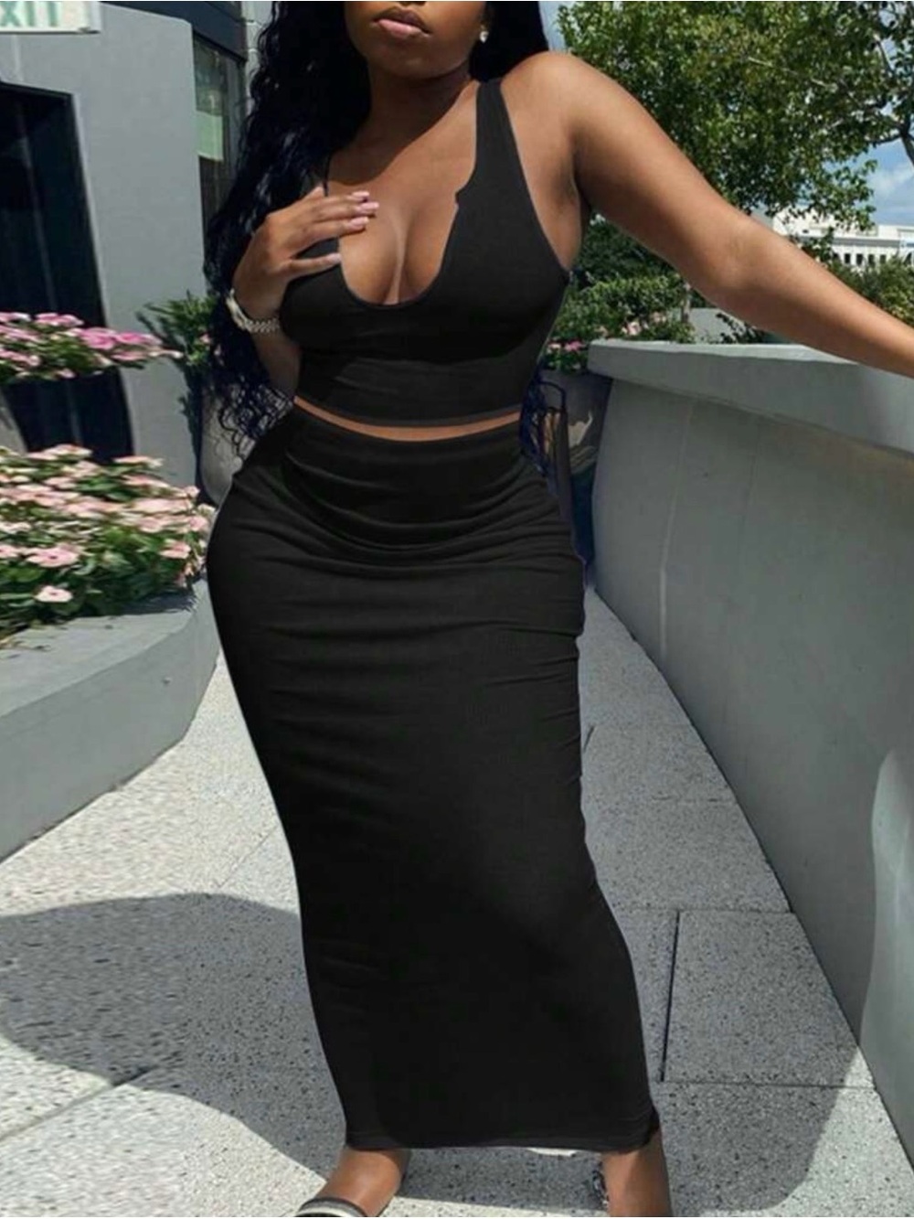 SHEIN Black High-Waist Maxi Skirt – Sleek Bodycon Silhouette